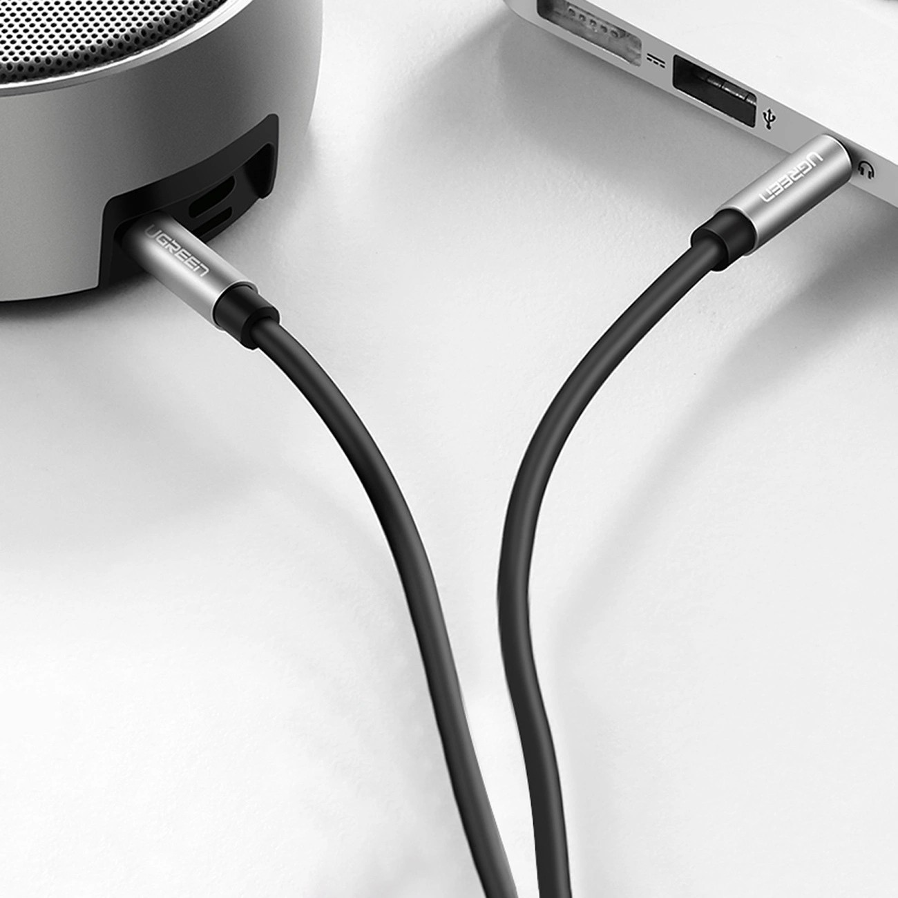 Ugreen cable - audio cable AUX mini jack 3.5 mm - 1m - black